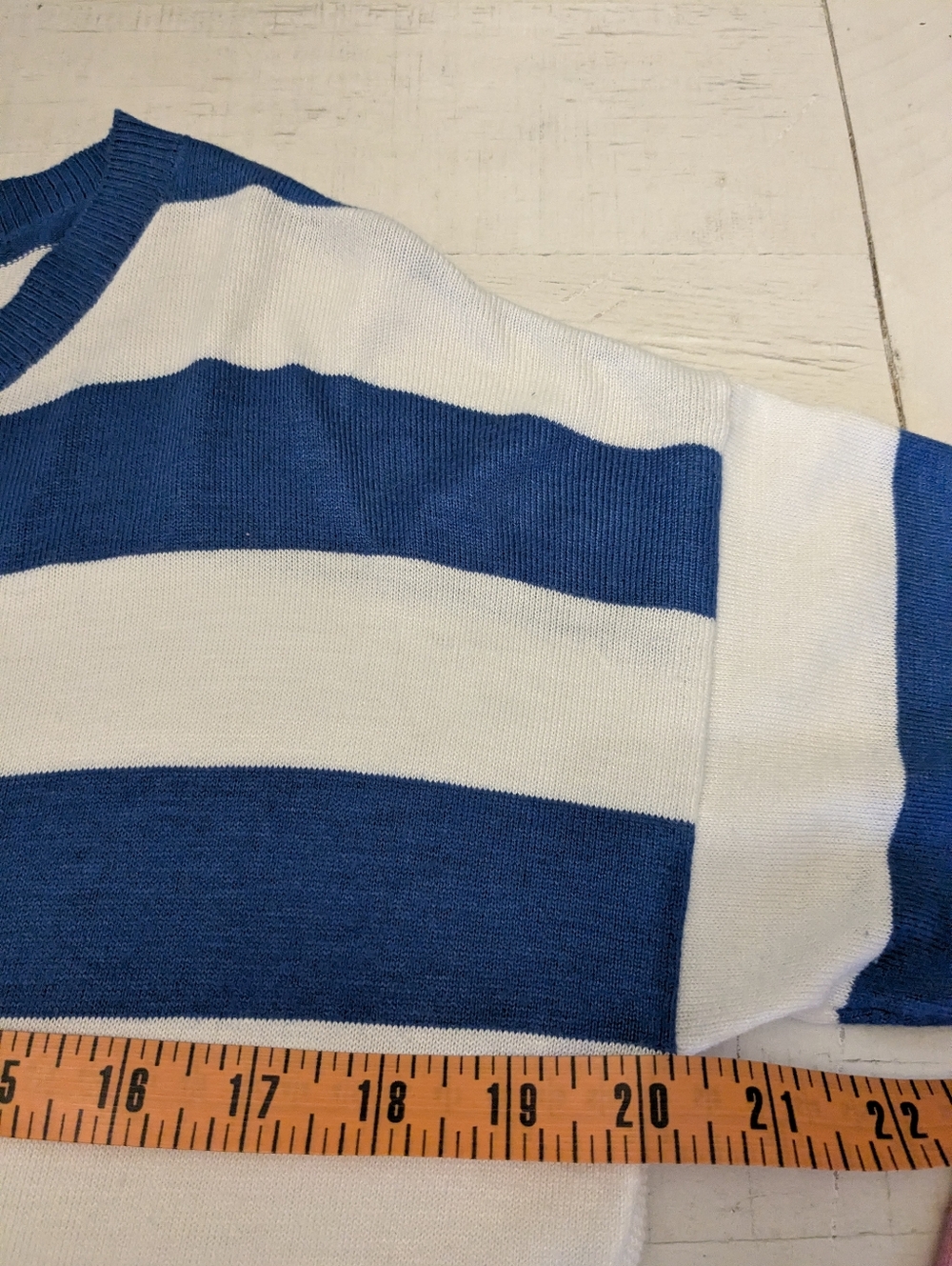 United Colors of Benetton Striped Drop Shoulder Lightweight Sweater Large - Picture 7 of 8
